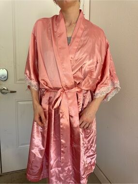 Silky Pink Lace-Trim Robe - Women's Satin Kimono